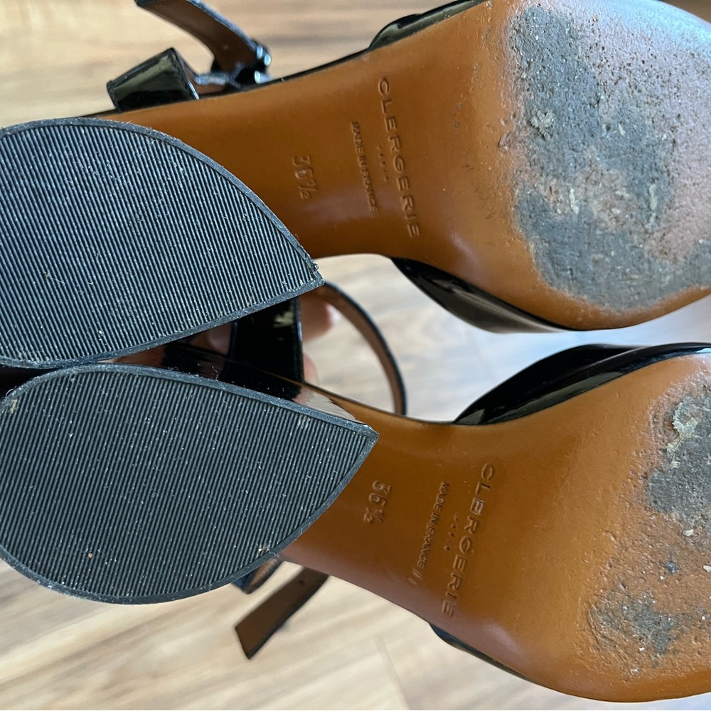 Robert Clergerie Black Patent Leather Heels - Picture 6 of 9